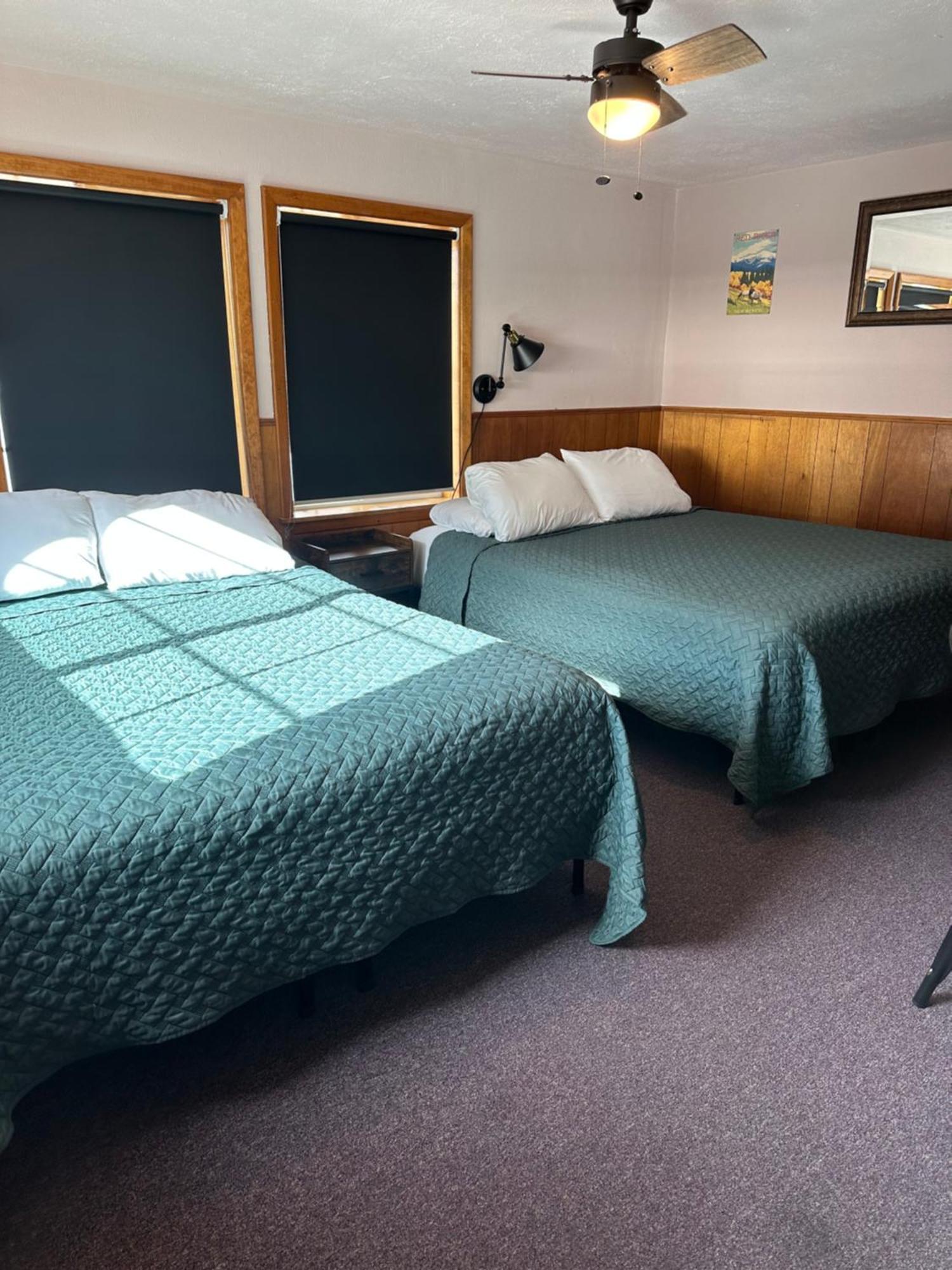 Deer Lodge Red River Room photo