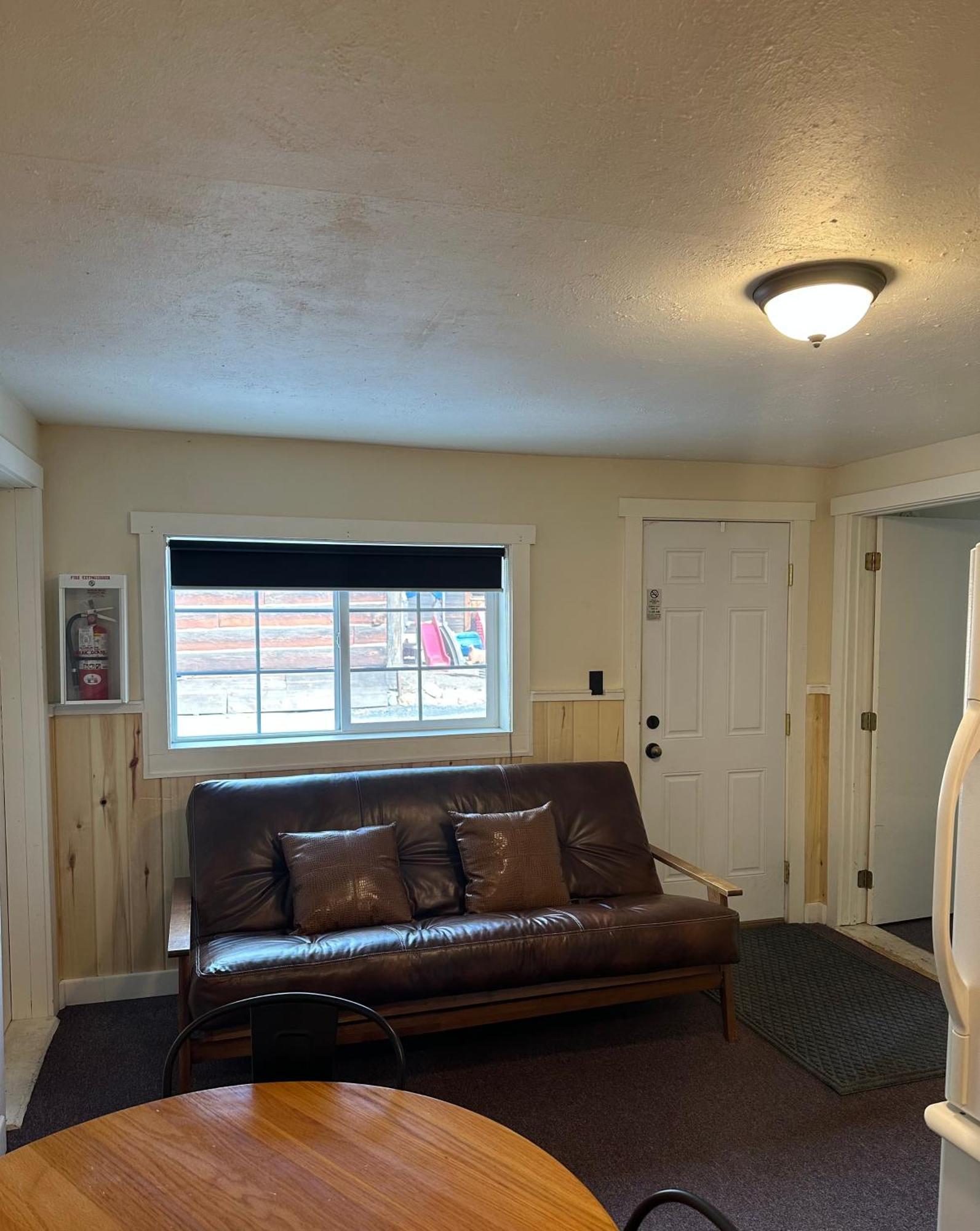 Deer Lodge Red River Room photo