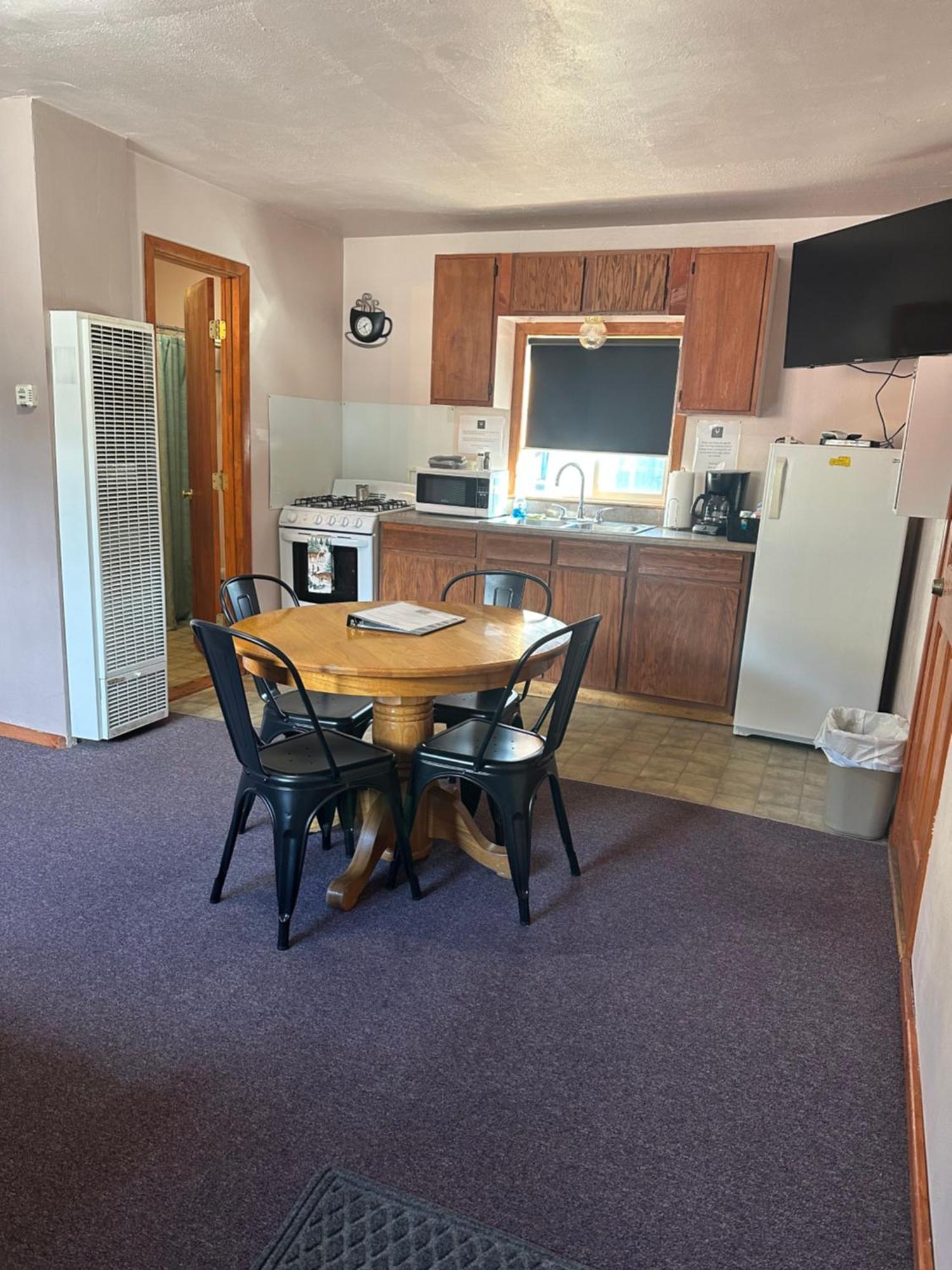 Deer Lodge Red River Room photo